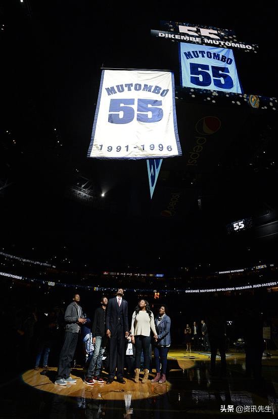 NBA球衣退役标准_热火退役球衣样式_nba球衣退役的资格