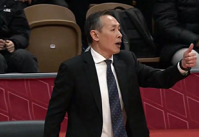 俱乐部杯-北京淘汰山东晋级4强 杰曼33分克里斯被逐